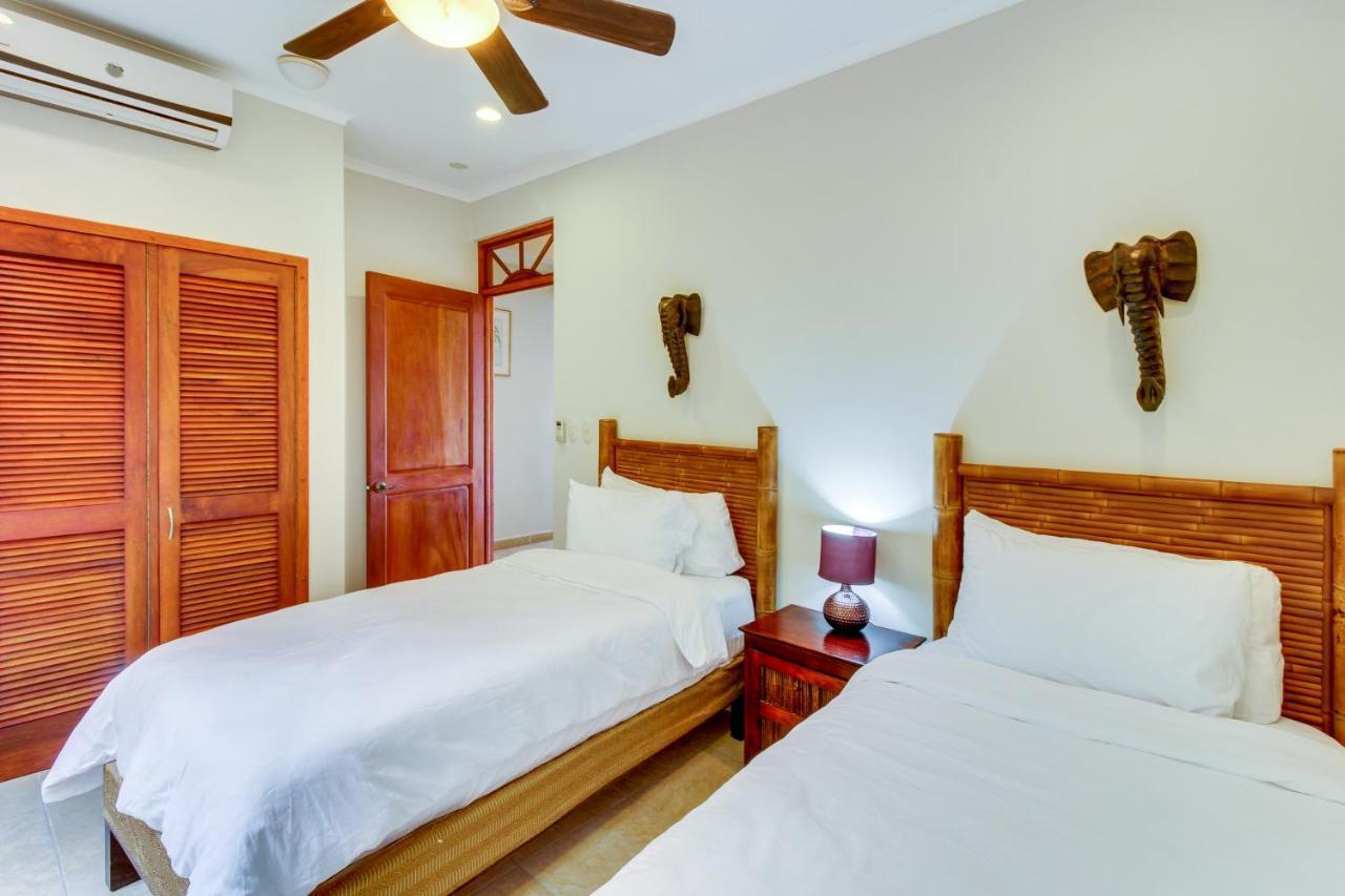 La Paloma Blanca B3 Apartment Jaco Exterior photo